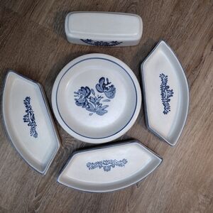Bundle Of 6 Pfaltzgraff Yorktowne Dinner Set